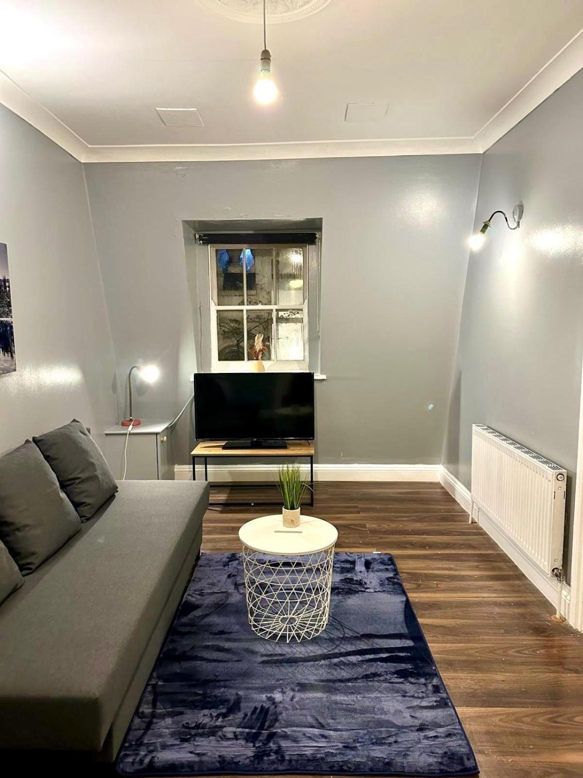 Cozy Corner Retreat Appartamento Londra