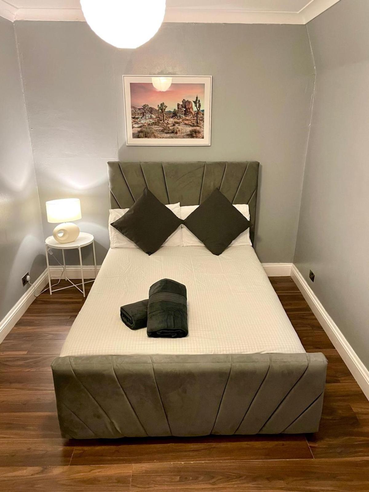 Cozy Corner Retreat Appartamento Londra
